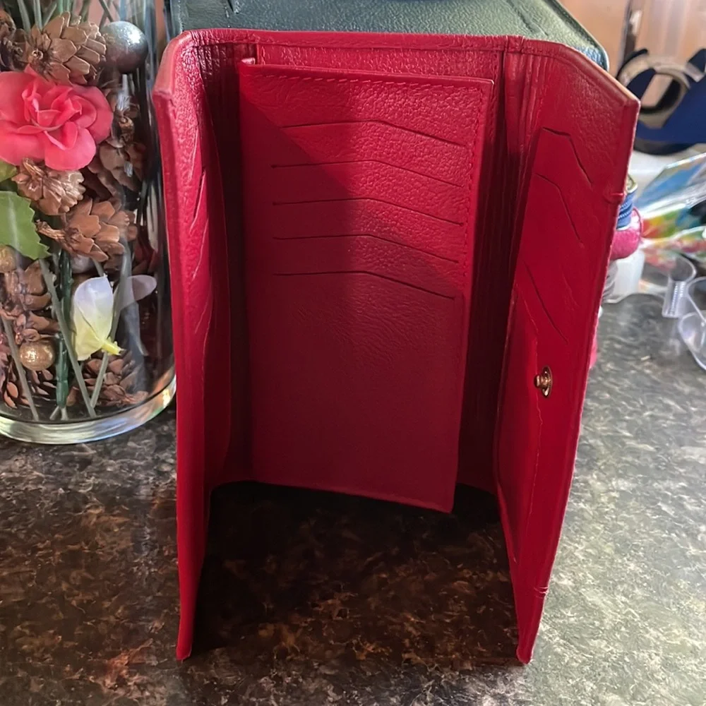 Wallet - Picture 3 of 6